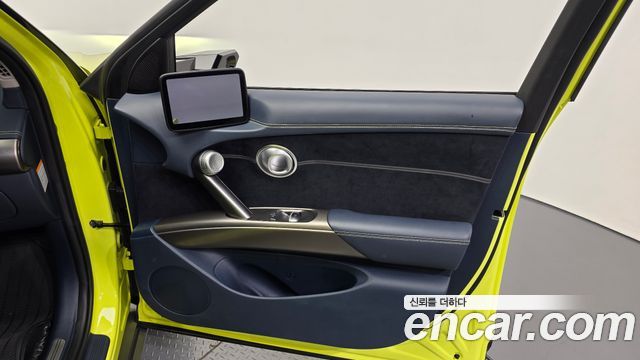Genesis GV60 Performance AWD 2022 — фото 25