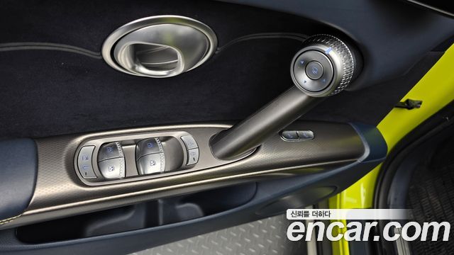 Genesis GV60 Performance AWD 2022 — фото 31