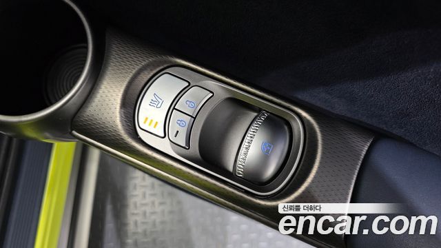 Genesis GV60 Performance AWD 2022 — фото 37