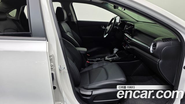 Kia K3 (II) 1.6 Prestige 2024 — фото 11
