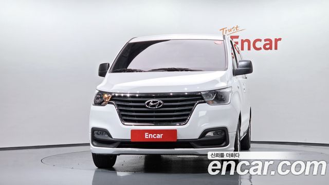 Hyundai Grand Starex Van 5-Seater Smart 2021 — фото 3