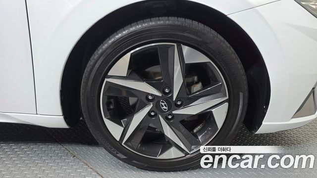 Hyundai Avante (CN7) 1.6 Inspiration 2021 — фото 5