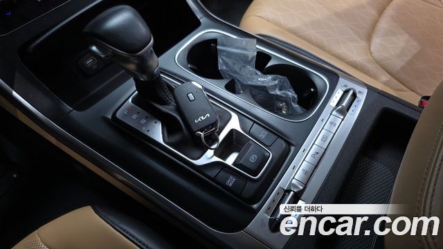 Kia Carnival (IV) Diesel 9-Seater Prestige 2023 — фото 9