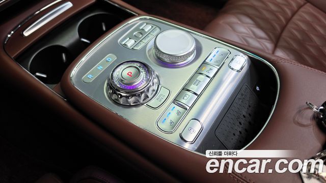 Genesis G90 (RS4) Gasoline 3.5 Turbo e-S/C AWD LWB 2023 — фото 9