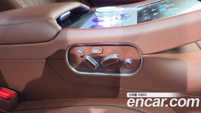 Genesis G90 (RS4) Gasoline 3.5 Turbo e-S/C AWD LWB 2023 — фото 48