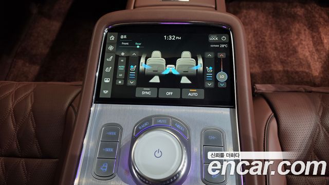 Genesis G90 (RS4) Gasoline 3.5 Turbo e-S/C AWD LWB 2023 — фото 49