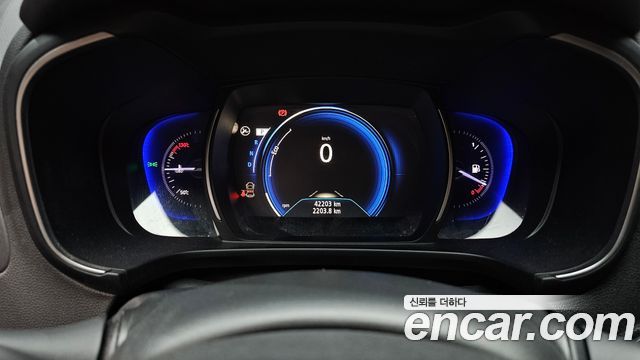 Renault Korea QM6 2.0 LPe RE Signature 2WD 2022 — фото 8