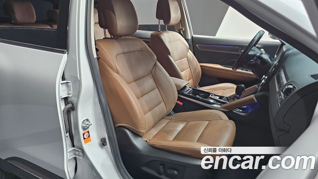 Renault Korea QM6 2.0 LPe RE Signature 2WD 2022 — фото 11