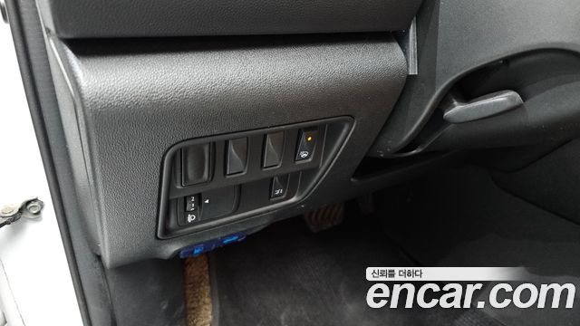 Renault Korea QM6 2.0 LPe RE Signature 2WD 2022 — фото 14