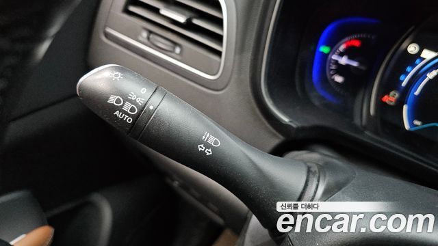 Renault Korea QM6 2.0 LPe RE Signature 2WD 2022 — фото 20