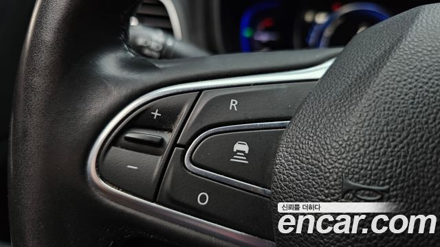 Renault Korea QM6 2.0 LPe RE Signature 2WD 2022 — фото 29