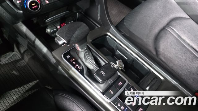 Kia K5 (II) 2.0 Prestige 2020 — фото 9