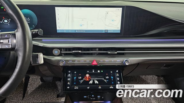 Hyundai Grandeur (GN7) 2,5 Gasoline 2WD Exclusive 2023 — фото 16