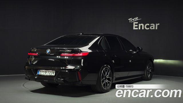 BMW 7 Series (G70) 740i xDrive M Sport Limited 2026 — фото 2
