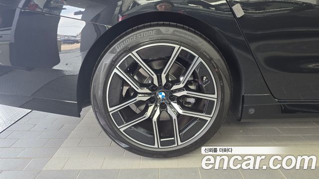 BMW 7 Series (G70) 740i xDrive M Sport Limited 2026 — фото 5
