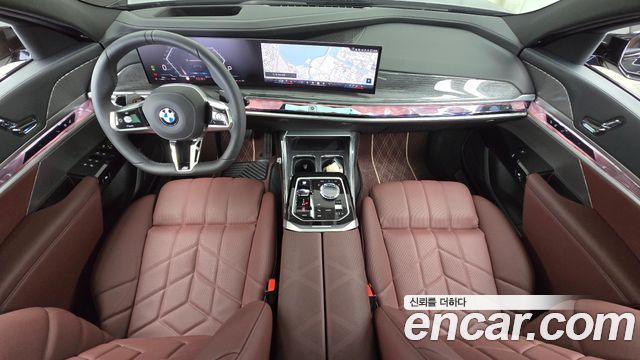 BMW 7 Series (G70) 740i xDrive M Sport Limited 2026 — фото 7