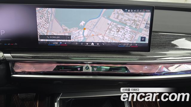 BMW 7 Series (G70) 740i xDrive M Sport Limited 2026 — фото 13