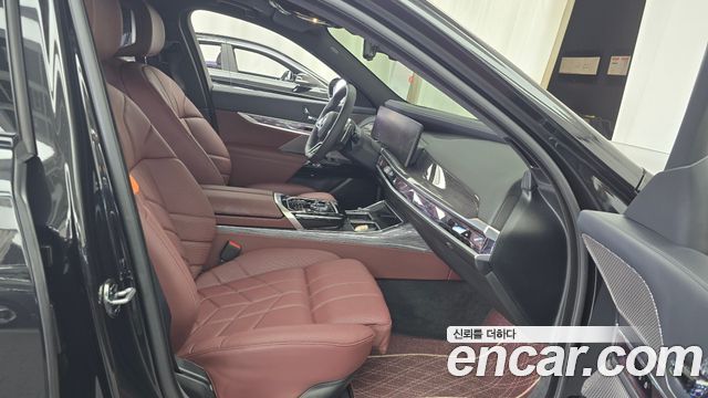 BMW 7 Series (G70) 740i xDrive M Sport Limited 2026 — фото 26