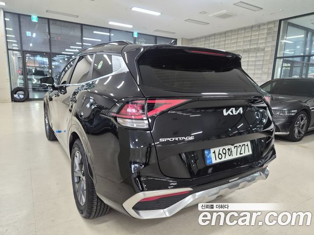 Kia Sportage (V) Gasoline 1.6 Turbo 2WD Nobleless 2022 — фото 4