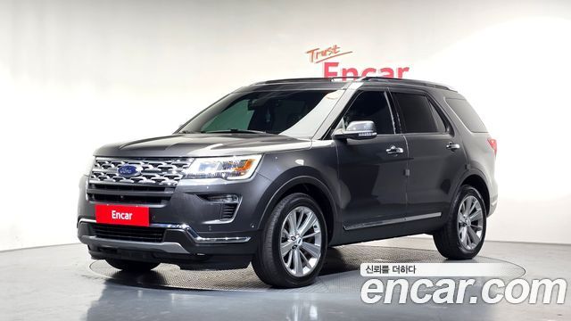 Ford Explorer 2.3 Limited 4WD 5th