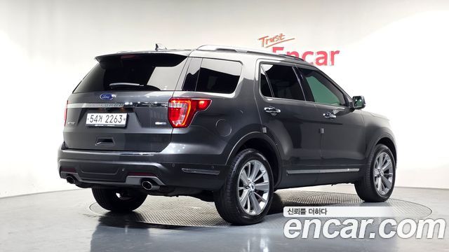 Ford Explorer 2.3 Limited 4WD 5th 2018 — фото 2