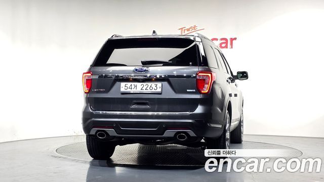 Ford Explorer 2.3 Limited 4WD 5th 2018 — фото 4