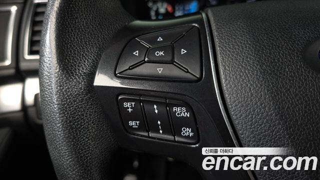 Ford Explorer 2.3 Limited 4WD 5th 2018 — фото 15