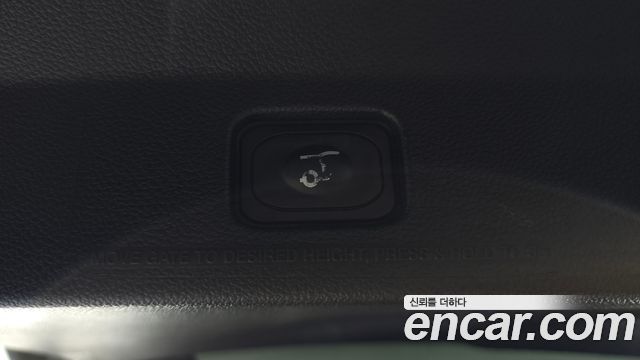 Ford Explorer 2.3 Limited 4WD 5th 2018 — фото 17
