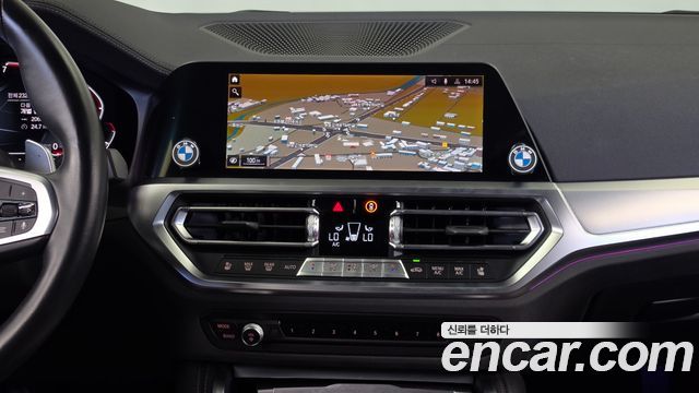 BMW 4 Series (G22) 420i First Edition GranCoupe 2022 — фото 14