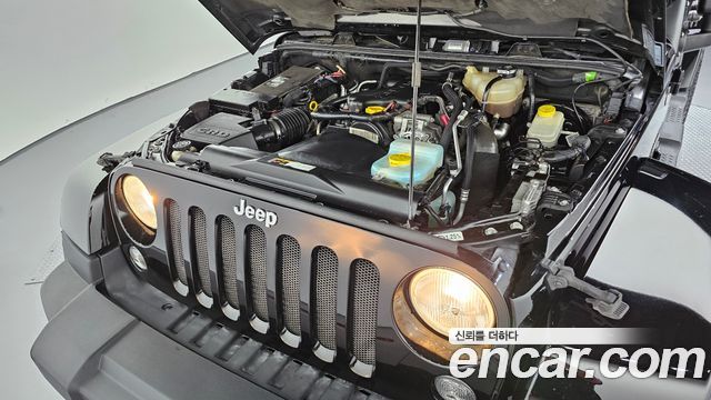 Jeep Wrangler (JK) 2.8 Diesel Sahara 4Door 2015 — фото 6