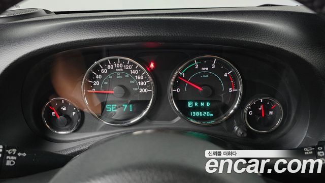 Jeep Wrangler (JK) 2.8 Diesel Sahara 4Door 2015 — фото 8