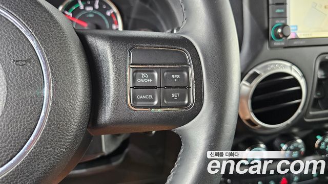 Jeep Wrangler (JK) 2.8 Diesel Sahara 4Door 2015 — фото 20
