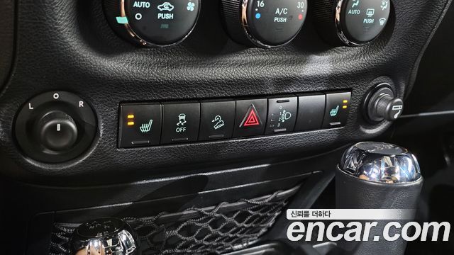Jeep Wrangler (JK) 2.8 Diesel Sahara 4Door 2015 — фото 22