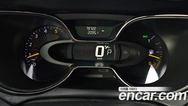 Renault Korea QM3 RE 2014 — фото 8