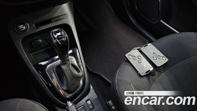Renault Korea QM3 RE 2014 — фото 9