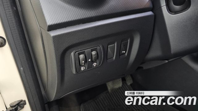 Renault Korea QM3 RE 2014 — фото 18