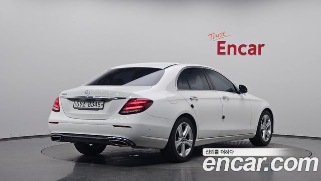 Mercedes-Benz E-Class (W213) E200 Avantgarde 2018 — фото 2