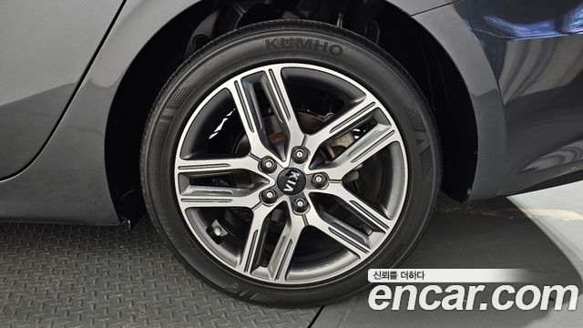 Kia K3 Luxury 2020 — фото 21