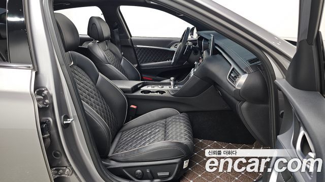 Genesis G70 3.3T Sport Prestige 2019 — фото 11