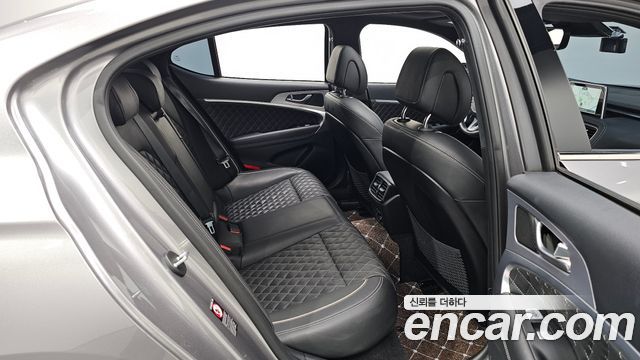 Genesis G70 3.3T Sport Prestige 2019 — фото 12
