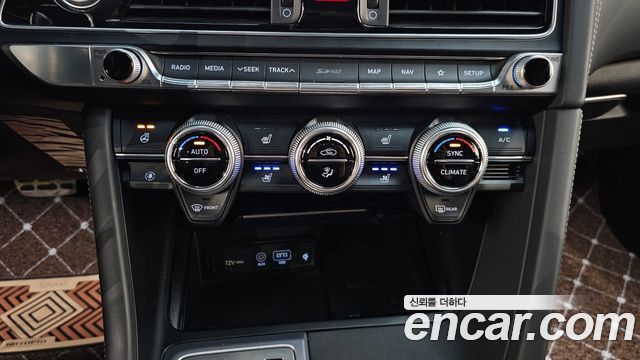 Genesis G70 3.3T Sport Prestige 2019 — фото 29