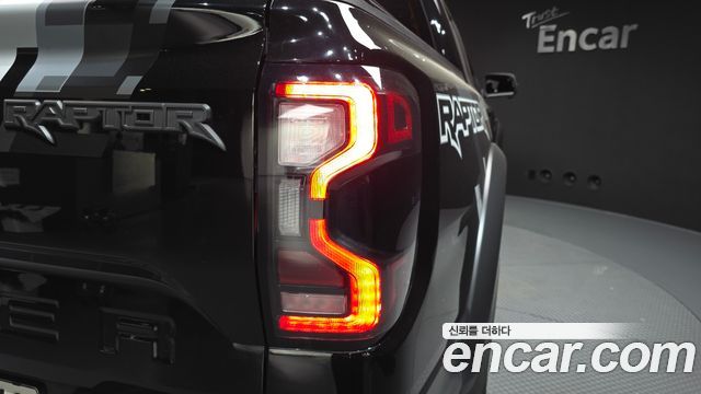Ford Ranger (IV) 2.0 Raptor 2023 — фото 23