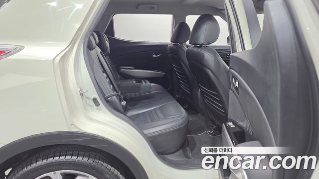 KG Mobility (SsangYong) Tivoli LX 2WD HI-DLX 2015 — фото 12