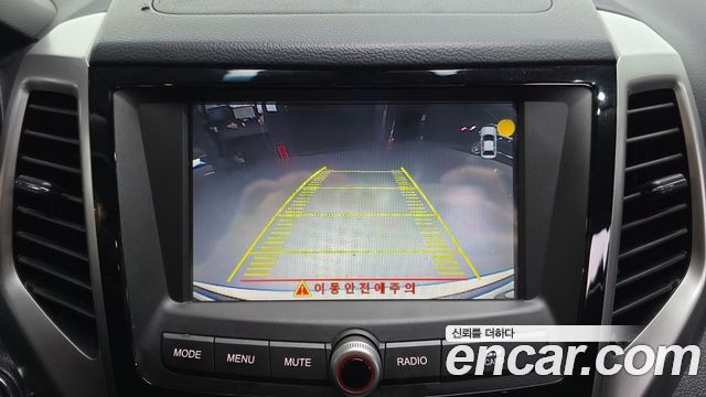 KG Mobility (SsangYong) Tivoli LX 2WD HI-DLX 2015 — фото 14