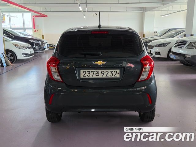 Chevrolet Spark LT 2019 — фото 5