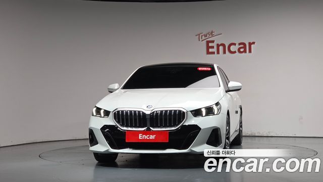 BMW 5 Series (G60) 530i xDrive M Sport 2025 — фото 3