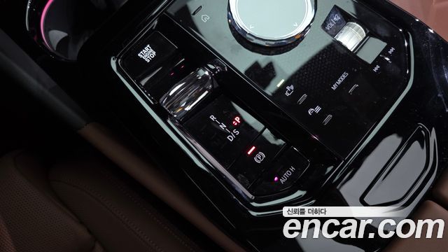 BMW 5 Series (G60) 530i xDrive M Sport 2025 — фото 9