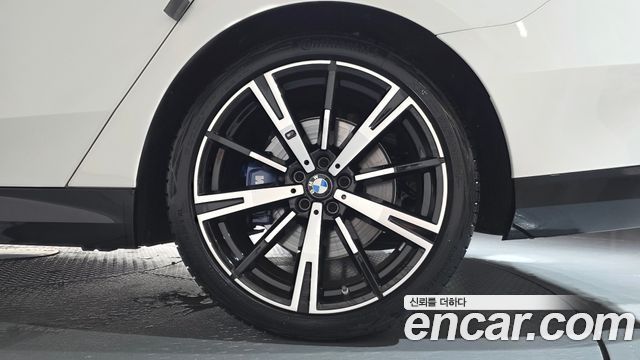 BMW 5 Series (G60) 530i xDrive M Sport 2025 — фото 21