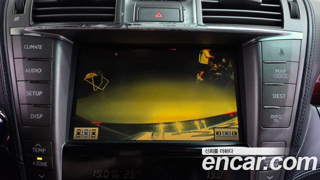Lexus LS600hL 5-Seats Ottoman XF40 2011 — фото 16