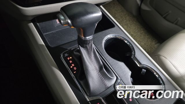 Kia Carnival 9-Seater Luxury 2019 — фото 9